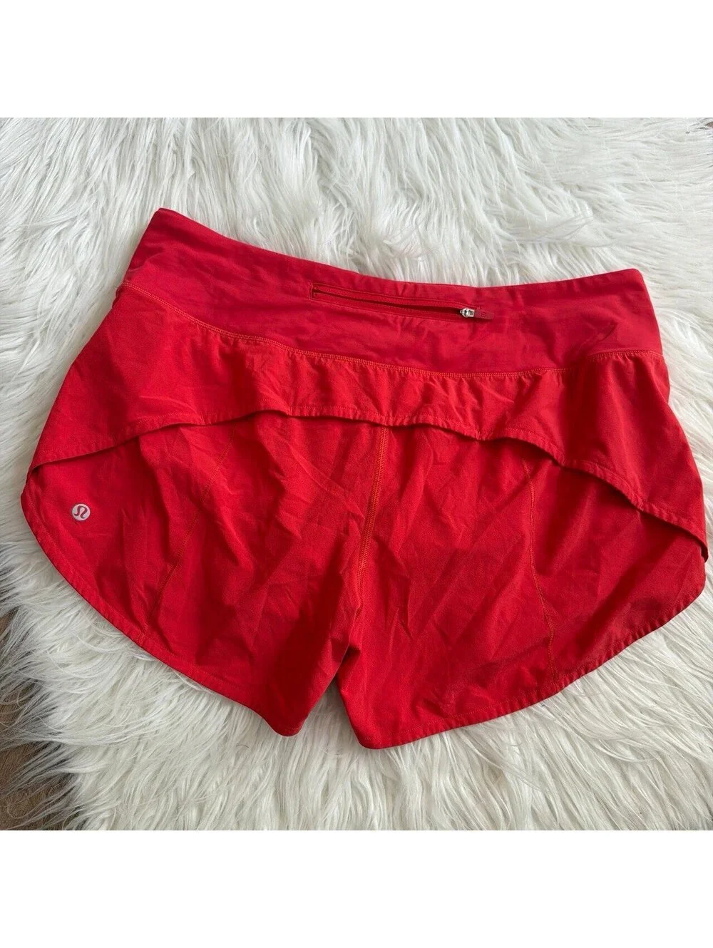 Lululemon Speed Up Short 4” size 10